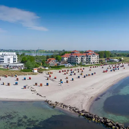 Strandburg Azurblau Appartement *